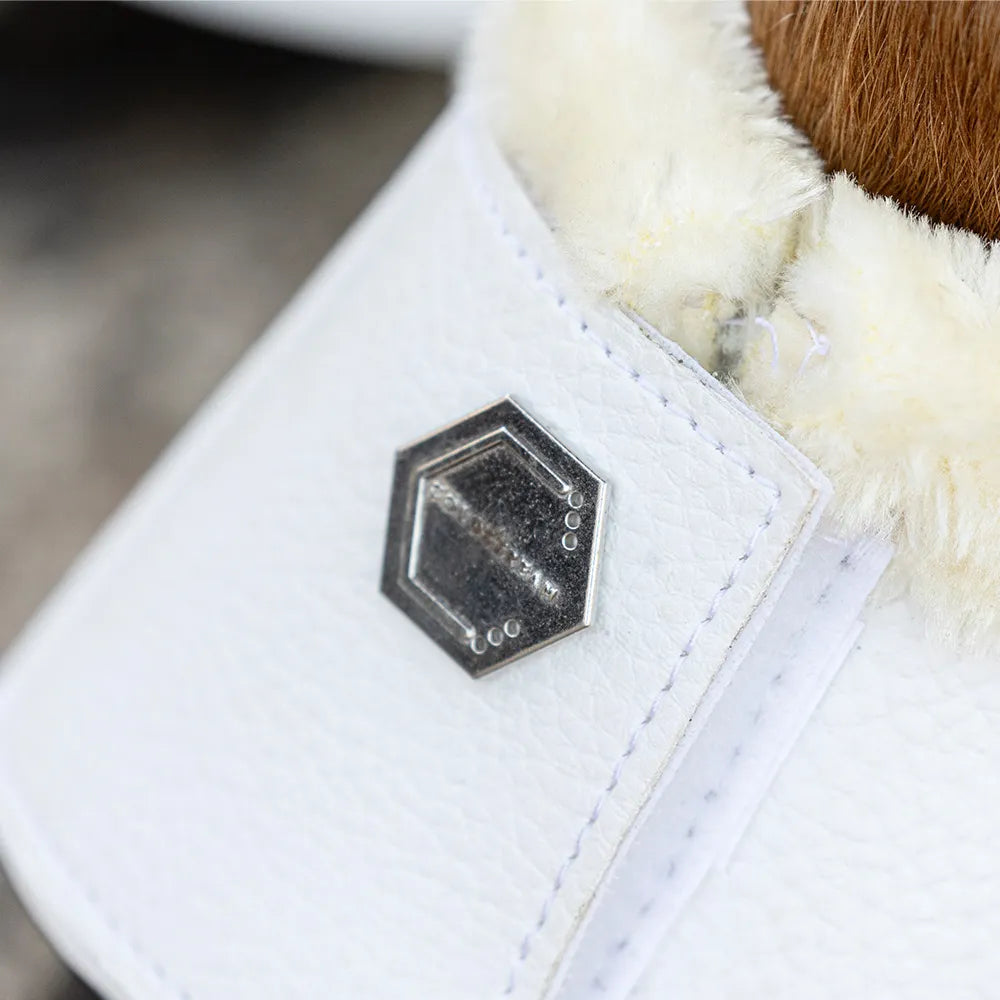 Coldstream Bowden over reach boots - White