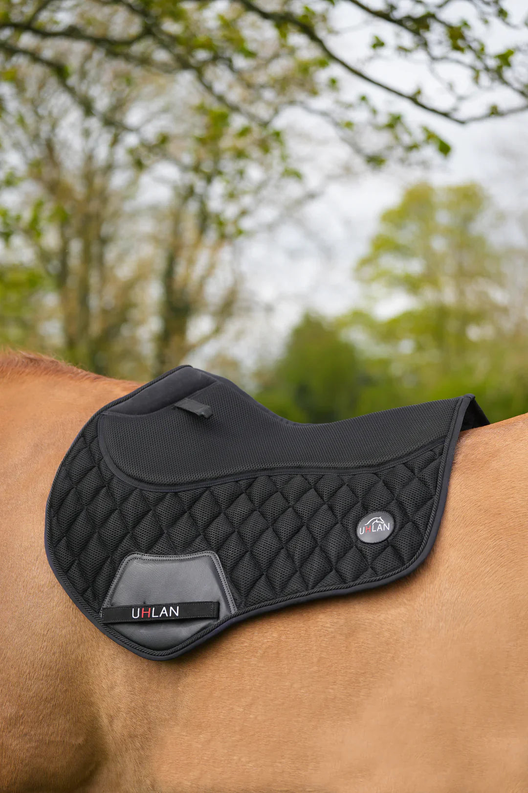 Airflow performance pad black
