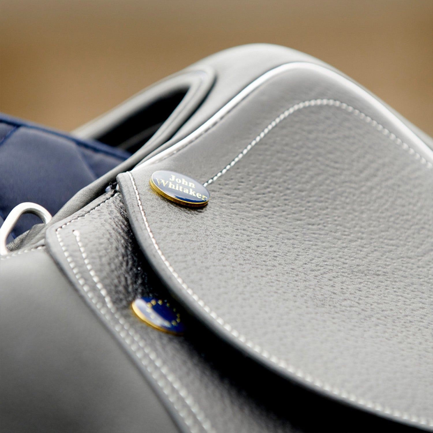 Argento pro jump saddle - Black