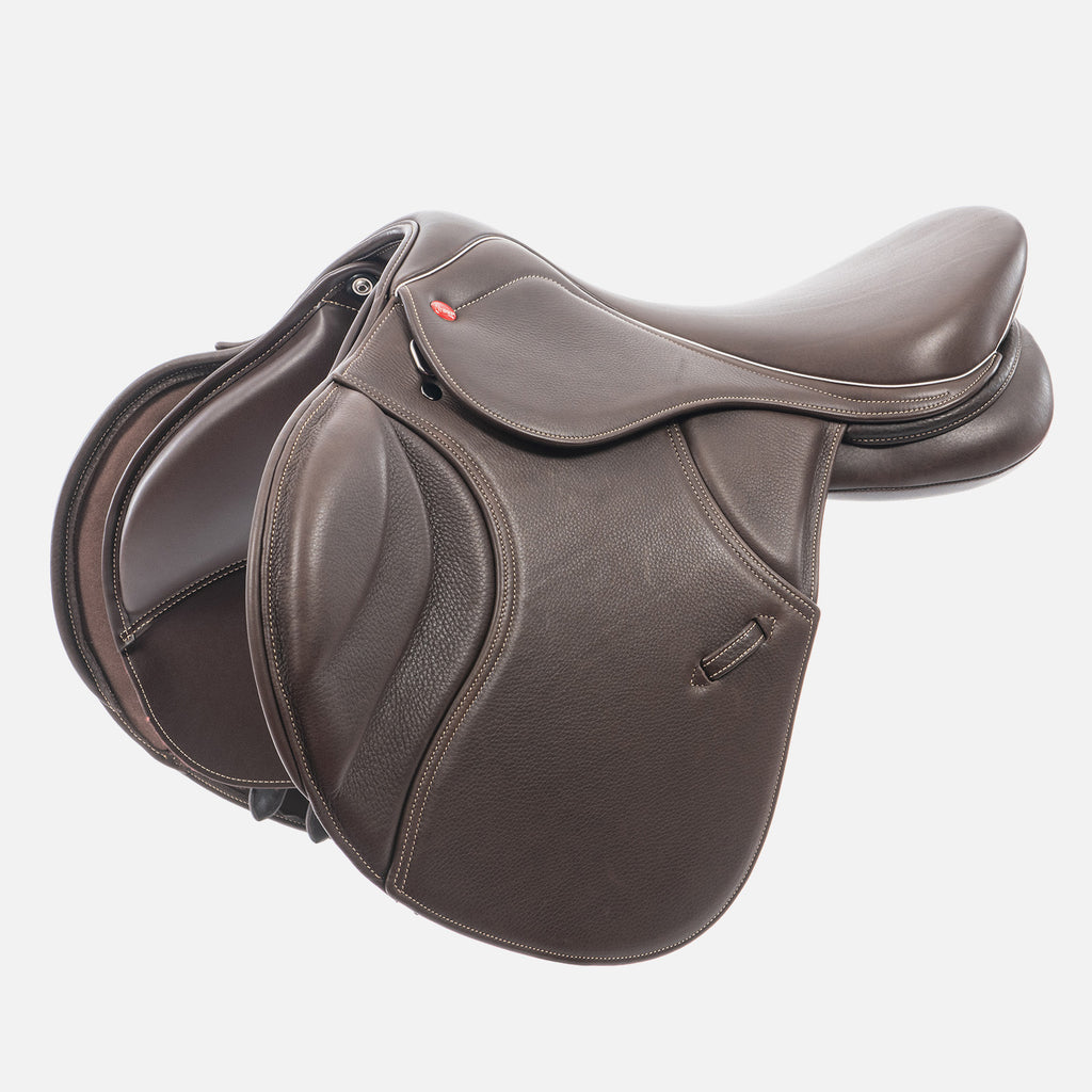 Whitaker overton jump saddle with gullet tree
