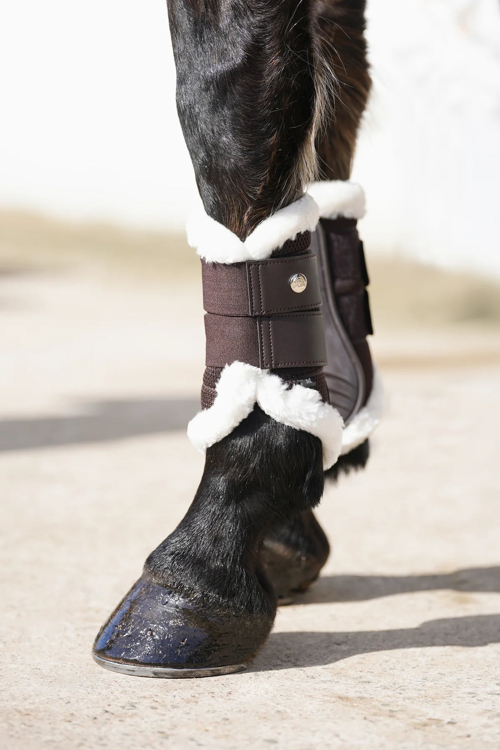 Uhlan faux fur trim airflow brushing boots - Brown