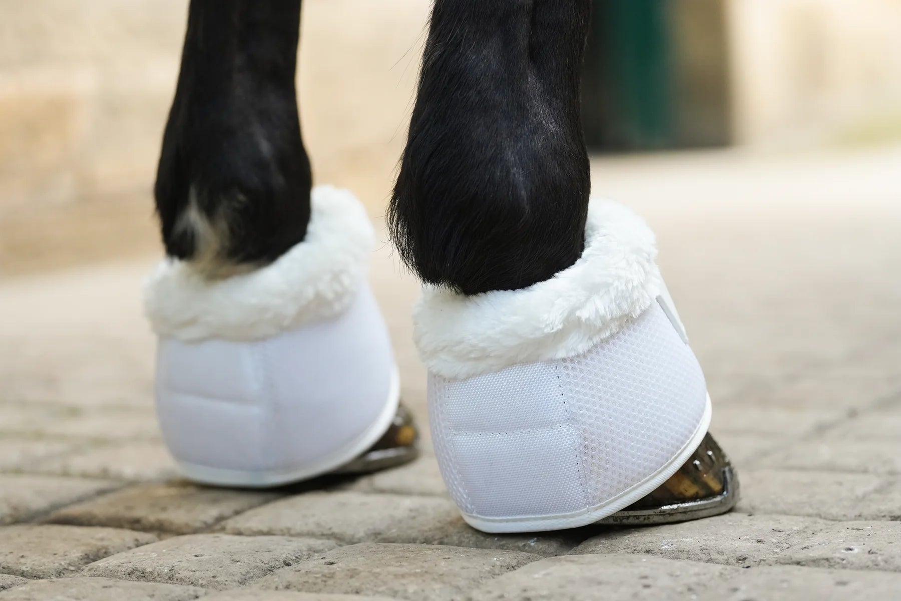 Uhlan faux fur airflown no turn over reach boots white