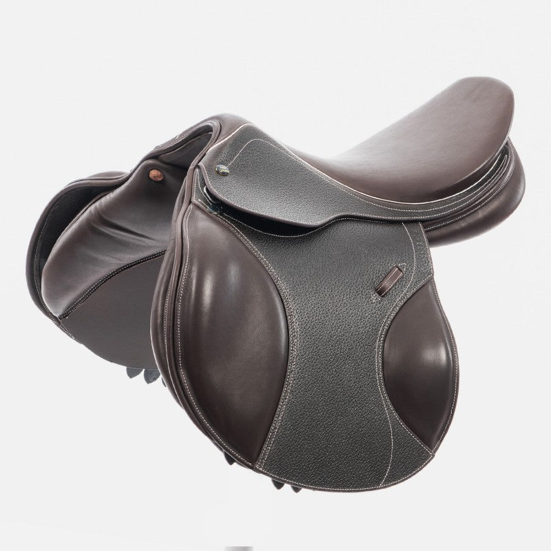 Whitaker Venice jump saddle