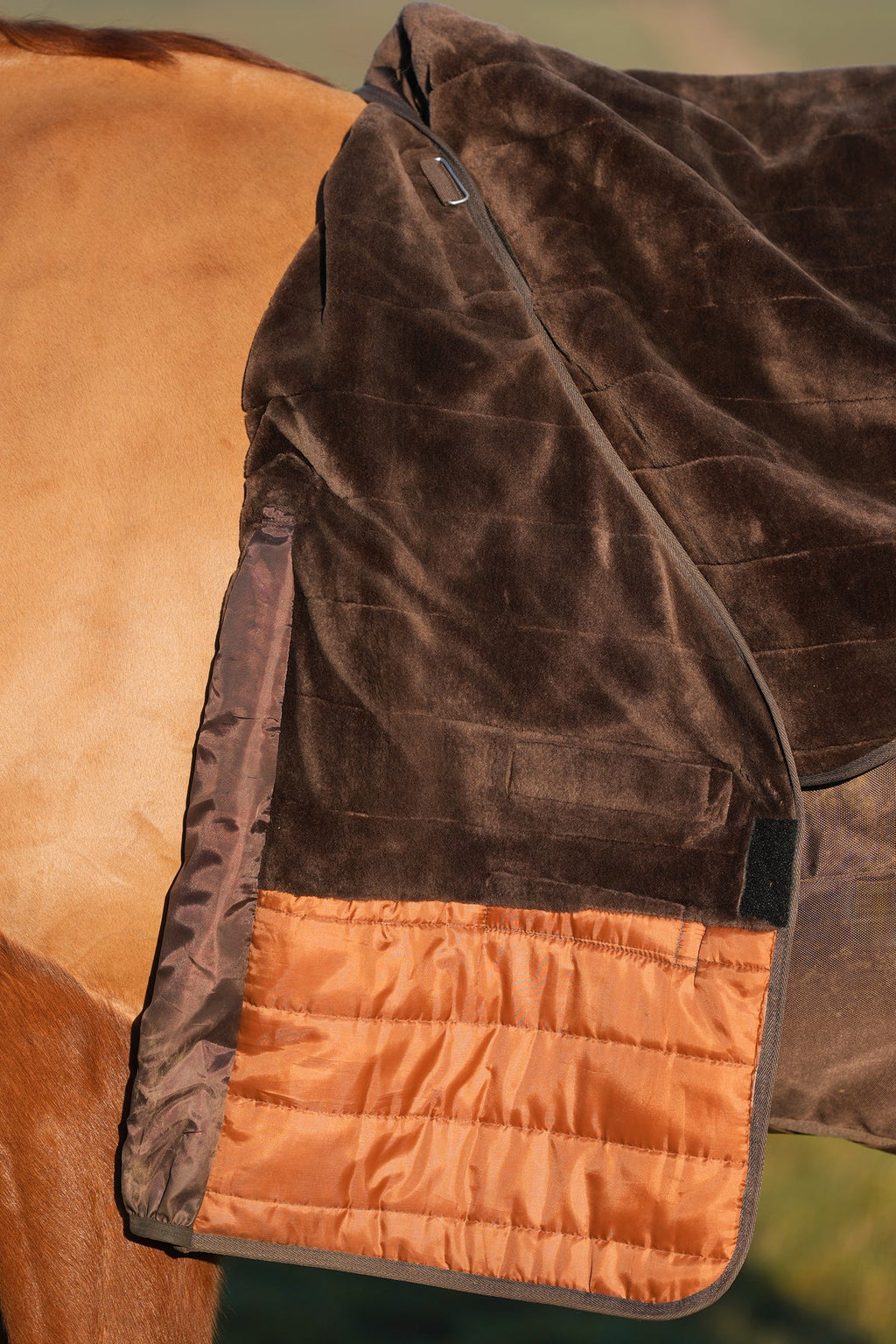 Uhlan Equestrian brown faux fur lined turnout rug 1680D